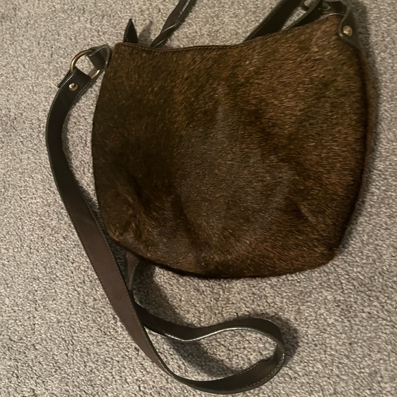 Maurizio Taiuti Handbags - EUC Maurizio taiuti leather crossbody purse pony hair brown.